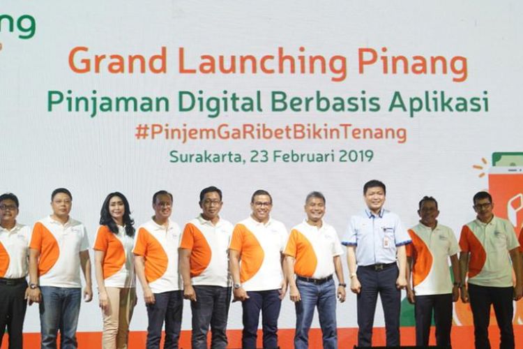 Peluncuran pinjaman berbasis aplikasi PINANG di Solo, Jumat (23/2/2019).