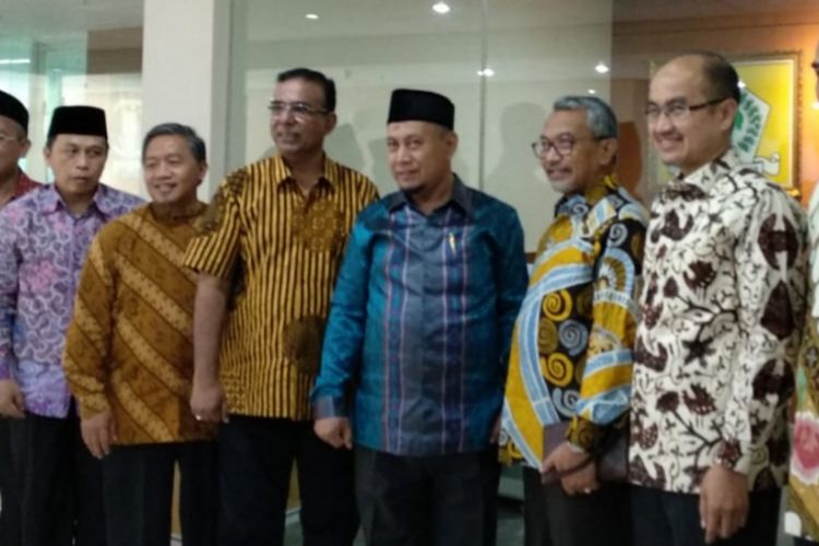 Tiga calon wakil gubernur (cawagub) DKI Jakarta dari Partai Keadilan Sejahtera (PKS) berkenalan ke Fraksi Partai Golkar DPRD DKI Jakarta di Gedung DPRD DKI, Selasa (29/1/2019).