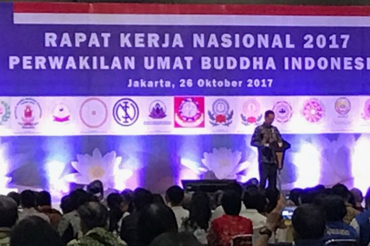 Presiden Joko Widodo saat menghadiri Rapat Kerja Nasional 2017 Walubi di Jiexpo Jakarta Pusat, Kamis (26/10/2017).