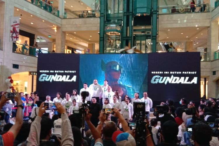 Jagat Sinema Bumilangit mengumumkan tujuh film terbarunya setelah pertama merilis film Gundala yang disutradarai oleh Joko Anwar di Atrium Plaza Senayan, Jakarta Selatan, Minggu (18/9/2019).