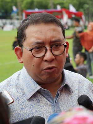 Anggota Dewan Pengarah Badan Pemenangan Nasional pasangan Prabowo Subianto-Sandiaga Uno (BPN) Fadli Zon saat ditemui di Kompleks Parlemen, Senayan, Jakarta, Senin (11/2/2019).