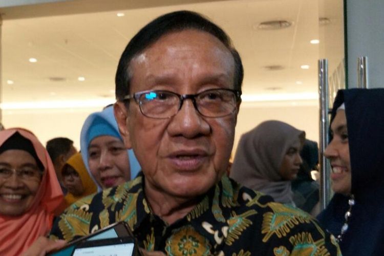 Wakil Ketua Dewan Kehormatan Partai Golkar Akbar Tandjung di di Perpustakaan Nasional, Jalan Medan Merdeka Selatan, Minggu (28/7/2019).