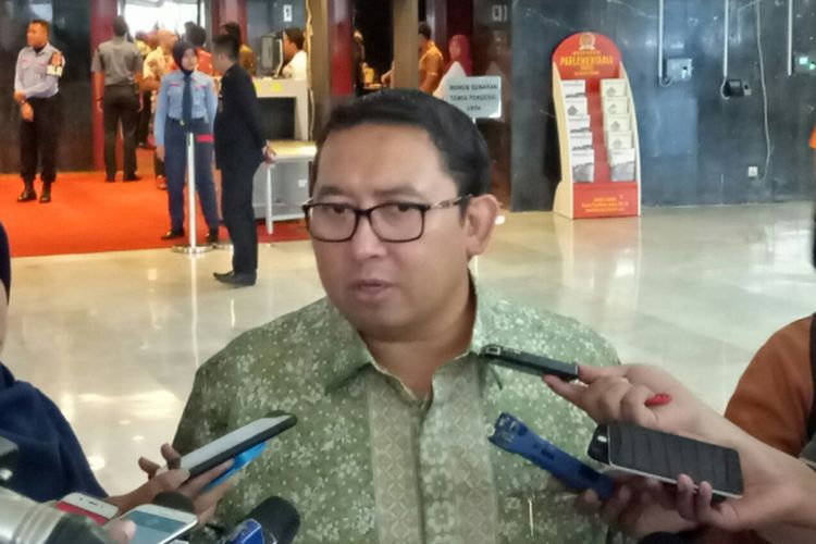 Wakil Ketua Umum Partai Gerindra Fadli Zon di Kompleks Parlemen, Senayan, Jakarta,  Senin (6/11/2017)