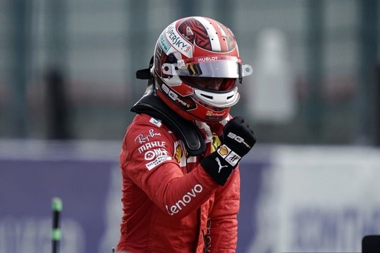 Pebalap Ferrari, Charles Leclerc, seusai menjalani sesi kualifikasi F1 GP Belgia di Sirkuit Spa-Francorchamps, 31 Agustus 2019. 