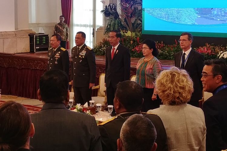Presiden Joko Widodo saat Peresmian Pembukaan Konferensi Internasional dan Table Top Exercise Untuk Global Health Security Tahun 2017 di Istana Negara, Jakarta, Selasa (24/10/2017).