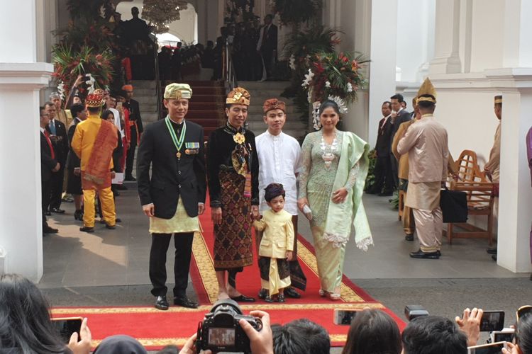 Komandan Kogasma Partai Demokrat Agus Harimurti Yudhoyono menghadiri upacara HUT Kemerdekaan RI di Istana Merdeka, Jakarta, Sabtu (17/8/2019). 