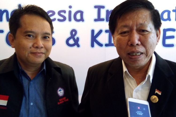 Dari kiri ke kanan Sekretaris Jenderal Komisi Nasional (Komnas) Anak Dhanang Sasongko dan Ketua Umum Asosiasi Mainan Indonesia Lukas Sutjiadi
