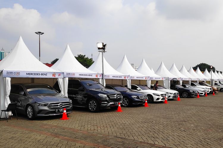 Beragam mobil dapat di coba di arena tes drive IIMS 2019