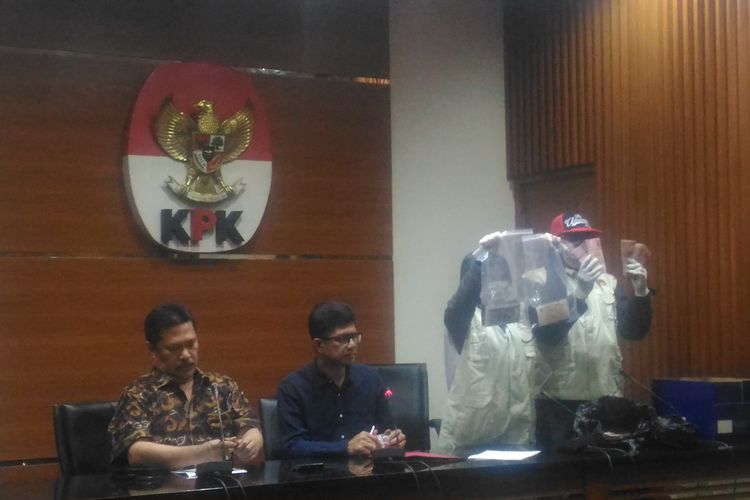 KPK menggelar konferensi pers terkait kasus yang menyangkut Kejaksaan Tinggi DKI Jakarta di kantor KPK, Jakarta Selatan, Sabtu (29/6/2019).