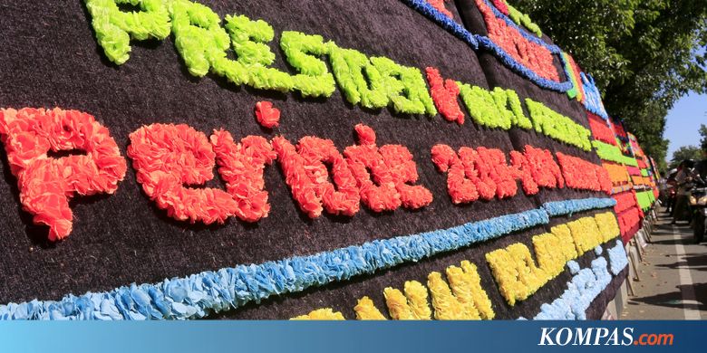 Papan Bunga Kemenangan Prabowo-Sandi Dipasang Berjejer di Jalanan Banda Aceh