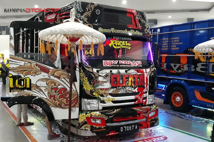 gambar mobil elf modifikasi galeri mobil