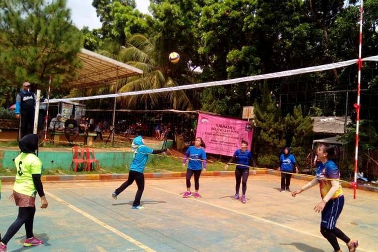 Untuk itu, menyelenggarakan turnamen Bola Voli Putri 2018, di Lapangan Taman Kota, Jalan  Merdeka Raya, Depok, Minggu (11/11/2018) pagi sampai petang.