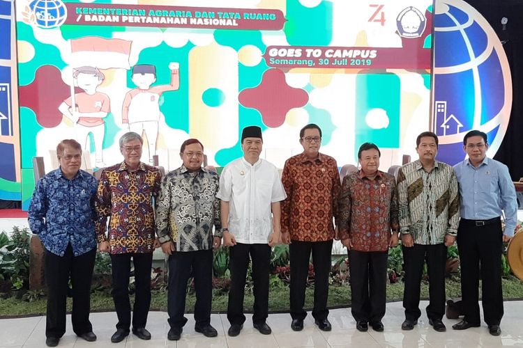 Pembukaan acara Kementerian ATR/BPN Goes to Campus di Universitas Diponegoro, Semarang, Selasa (30/7/2019).