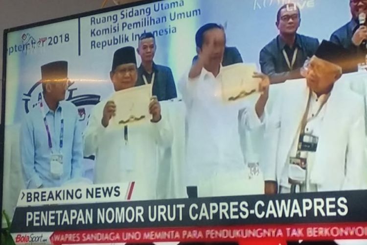 Pasangan calon Prabowo-Sandiaga mendapat nomor urut 2. Sementra Jokowi-Maruf mendapat nomor urut 1. Proses pengundian nomor urut ini dilakukan dalam pleno KPU, Jumat (21/9/2018)/