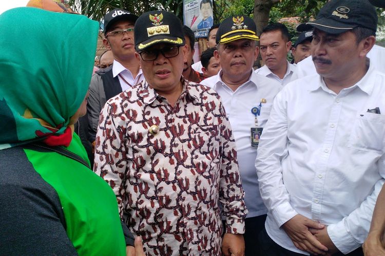 Wali Kota Bandung Oded M Danial mengunjungi SD Aji Tunggal, Jalan Sukup Baru, Kelurahan Pasirendah, Kecamatan Ujungberung, Kota Bandung, Selasa (2/4/2019). 