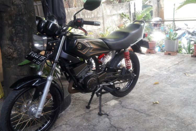 Rx king 2008 hitam