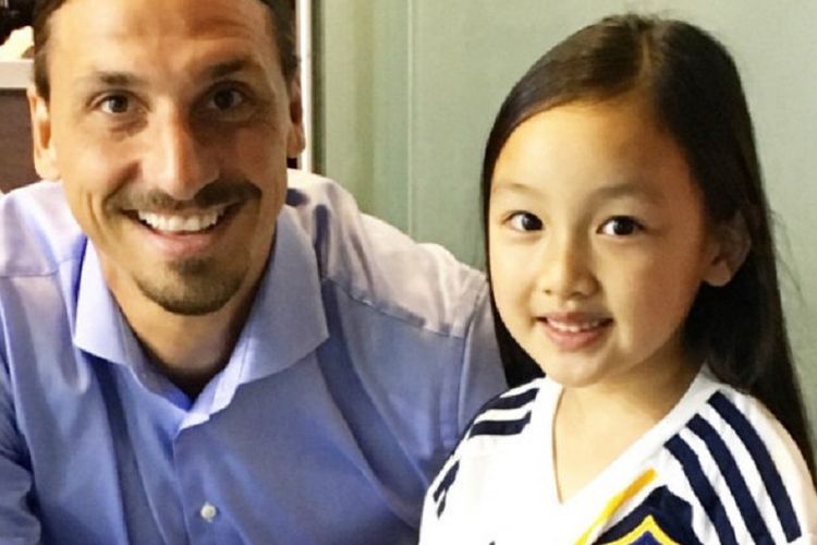 Malea Emma (kanan) dan bintang LA Galaxy Zlatan Ibrahimovic