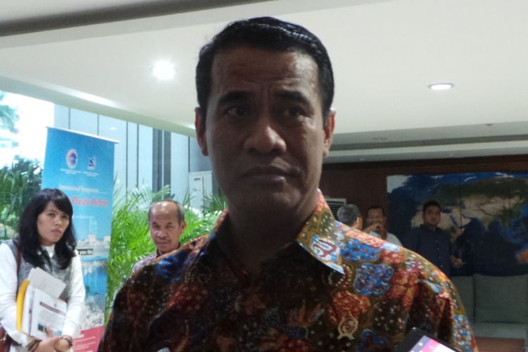 Menteri Pertanian Amran Sulaiman di kantor Kemenko Kemaritiman, Jakarta Pusat, Jumat (21/7/2017).