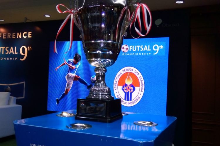 Piala bergilir Pocari Sweat Futsal Championship (PSFC). Perhelatan PFSC tahun 2018 memasuki penyelenggaraan ke-9. Grand Championship berlangsung di Solo pada 16-18 November 2018.