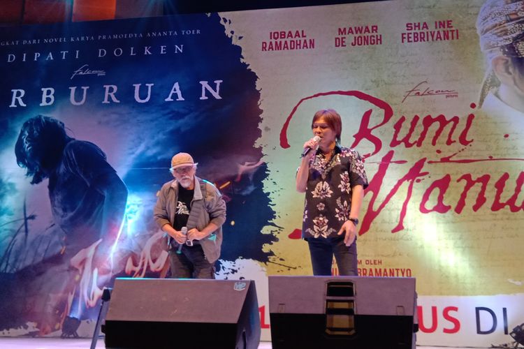 Iwan Fals dan Once Mekel mengisi suara dalam gelaran premiere di Mall Surabaya Town Square, Jawa Timur, Jumat (9/8/2019).