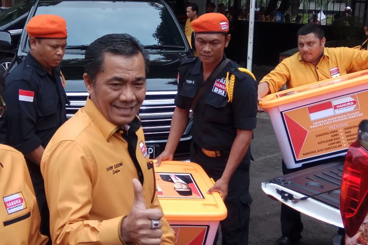 Sekretaris Jendral (Sekjen) DPP Hanura Sarifuddin Sudding datang ke KPU RI mendaftarkan Partai Hanura sebagai calon Peserta Pemilu 2019. Jakarta, Kamis (12/10/2017).