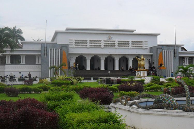 Museum Mulawarman yang merupakan salah satu destinasi wisata di Kabupaten Kutai Kartanegara.