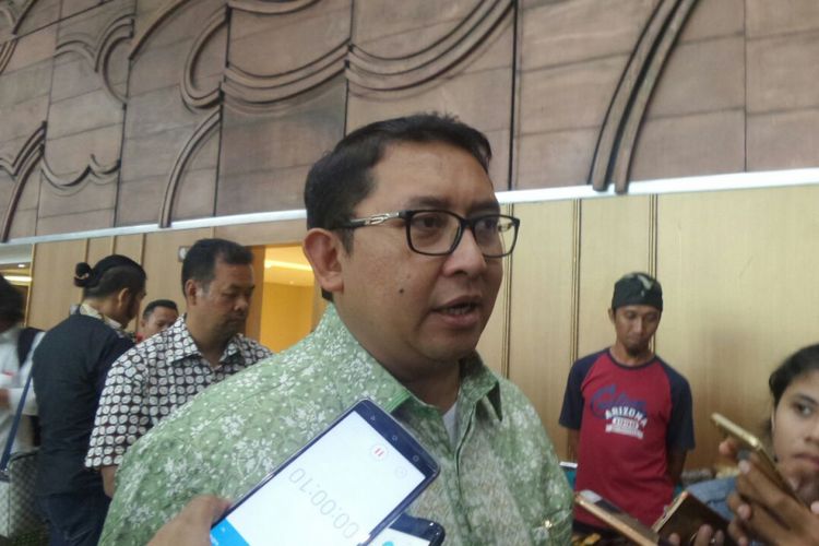 Wakil Ketua DPR RI Fadli Zon di Kompleks Parlemen, Senayan, Jakarta, Kamis (26/10/2017).