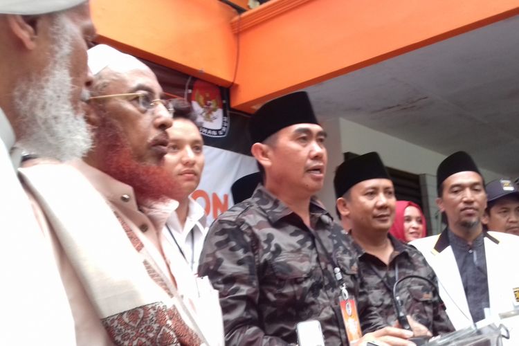 Pasangan M Anton-Syamsul Mahmud seusai mendaftar ke KPU Kota Malang, Rabu (10/1/2018) lalu. Pasangan tersebut diusung PKB, PKS, dan Gerindra