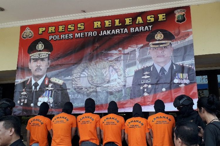 Enam ojek online terlibat pengeroyokan terhadap anak jalanan diduga preman di Tubagus Angke, Jakarta Barat pada Jumat (2/3/2018)
