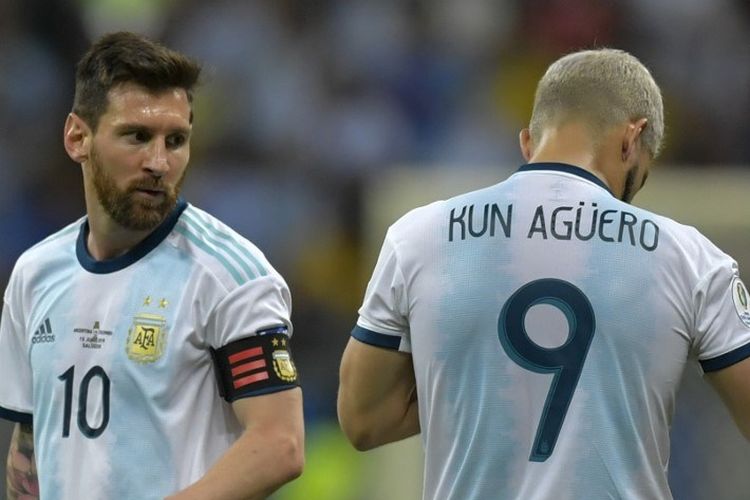 Lionel Messi dan Sergio Aguero tengah bersiap jelang laga Argentina vs Kolombia pada ajang Copa America 2019 di Fonte Nova Arena, Salvador, Brasil, 15 Juni 2019. 