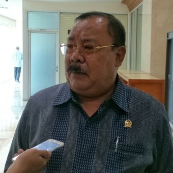 Anggota Komisi I dari Fraksi Nasdem Supiadin Aries Saputra saat ditemui di Kompleks Parlemen, Senayan, Jakarta, Selasa (20/3/2018).