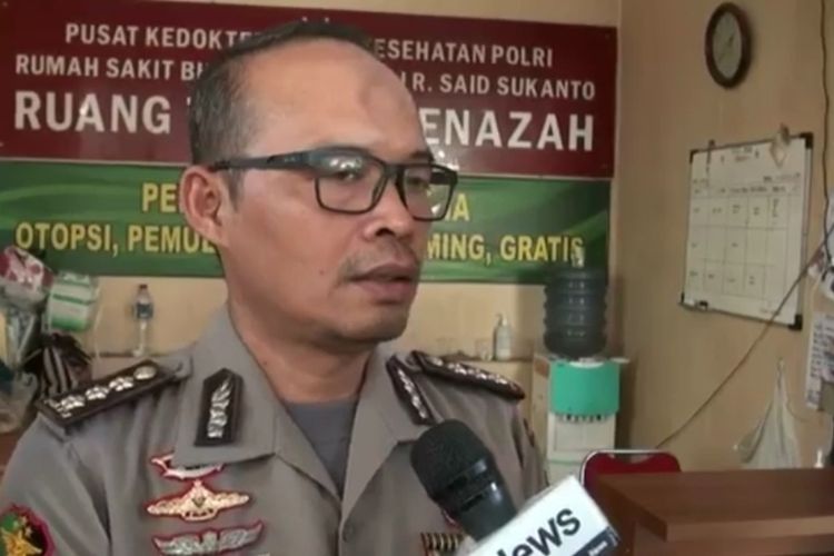 Kepala Operasional Pelayanan Kedokteran Polri RS Polri Kramat Jati Kombes Edy Purnomo kepada awak media di RS Polri Kramat Jati, Jakarta Timur, Jumat (30/8/2019).