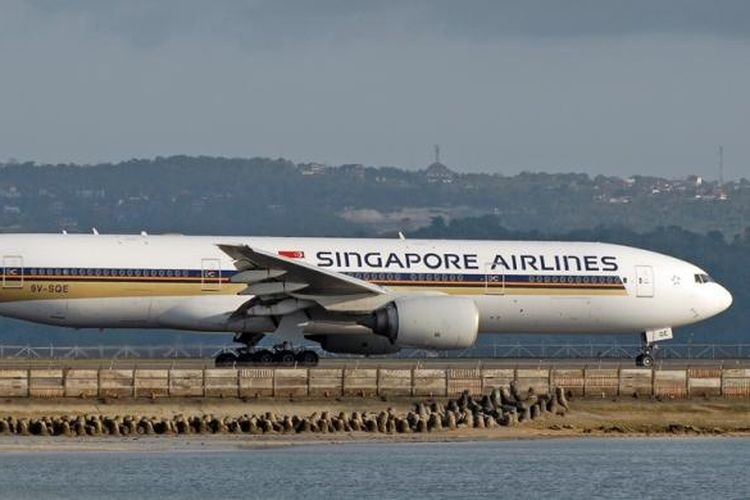 Pesawat Boeing 777-200 ER milik Singapore Airlines