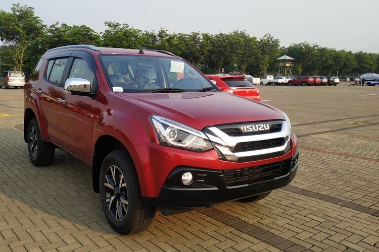 Tiga tipe baru Isuzu mu-X di GIIAS 2019