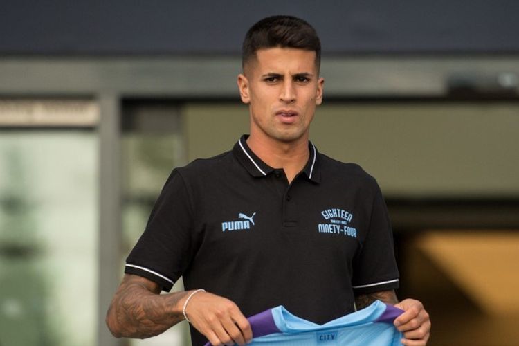 Pemain anyar Manchester City, Joao Cancelo.