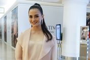 Anak Mulai Pakai Baju dan Tas Ririn Ekawati