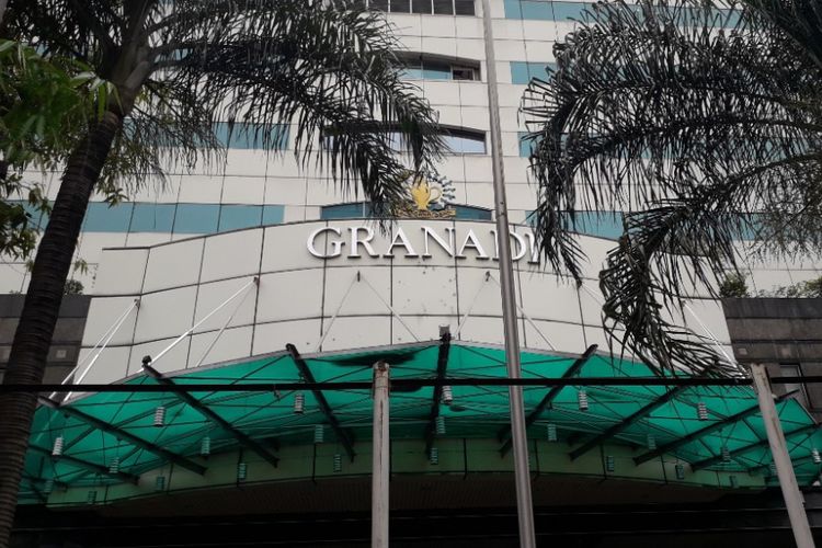Tampak depan Gedung Granadi di Jalan HR Rasuna Said yang disita oleh Pengadilan Negeri Jakarta Selatan, Selasa (20/11/2018).