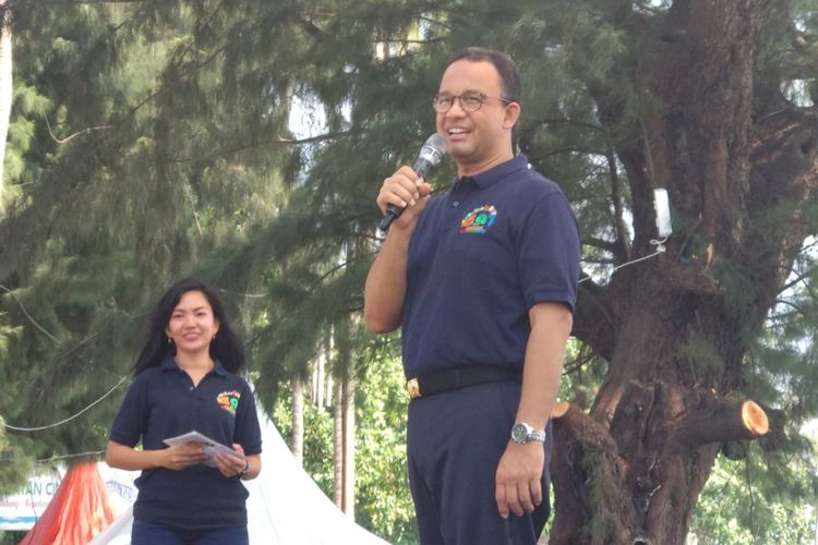 Gubernur DKI Jakarta Anies Baswedan di Pulau Tidung, Kepulauan Seribu, Rabu (9/5/2018).