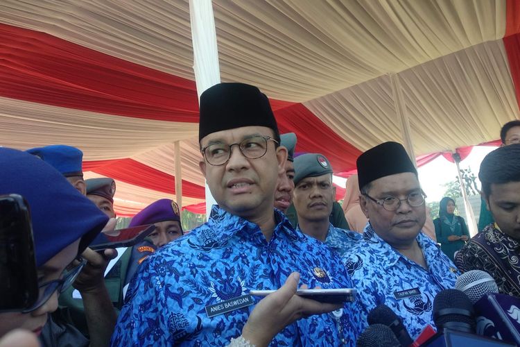 Gubernur DKI Jakarta Anies Baswedan di Monas, Rabu (19/12/2018). 