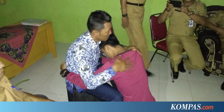 Sepakat Berdamai, Siswa SMA Peluk Kepala Sekolah yang Dianiayanya