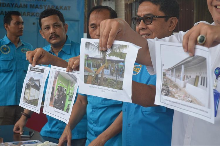 Foto-foto sejumlah aset tak bergerak berupa rumah dan kontrakan di Tanjung Balai, Medan dan sekitarnya disita BNN karena terkait TPPU dalam kasus narkotika dengan tersangka Tarmizi, Hanafi dan Amirudin. Ketiganya memiliki hubungan keluarga, Tarmizi merupakan ayah kandung Hanafi dan mertua Amirudin.