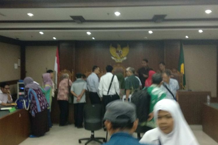 Rapat kreditur perkara penundaan kewajiban pembayaran utang (PKPU) di Pengadilan Negeri Jakarta Pusat, Senin (11/12/2017).