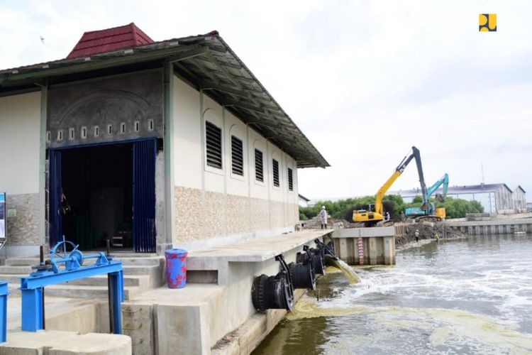 Sistem pengendali banjir rob Semarang