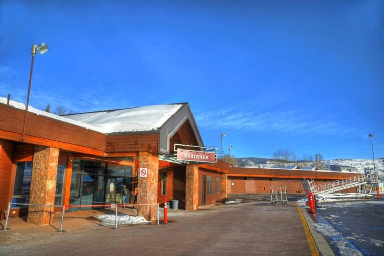 Bandara Aspen atau Pitkin County di Colorado