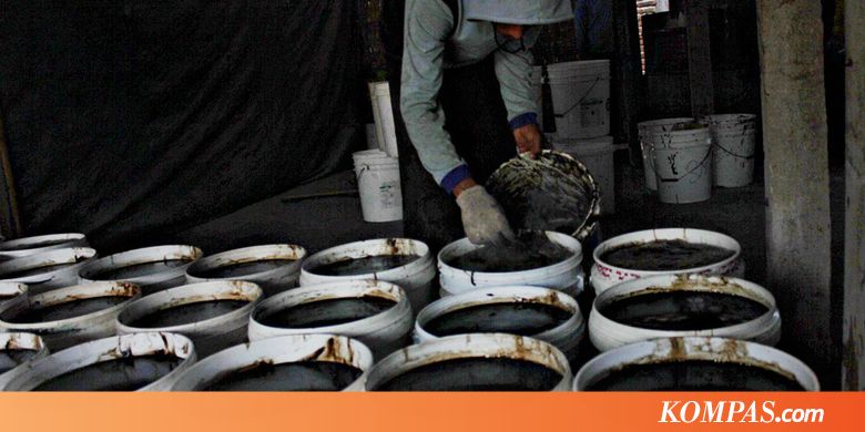 Si Hitam yang Menyegarkan Saat Berbuka Puasa...