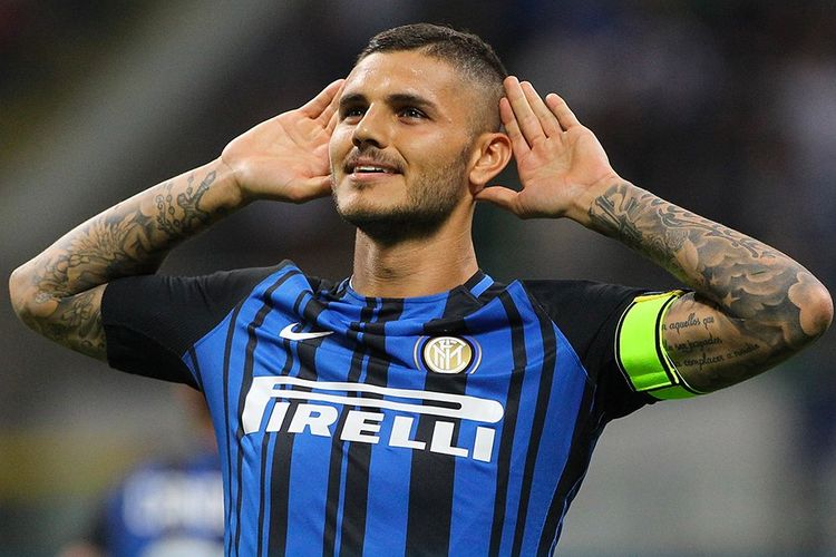 Gaya Mauro Icardi ketika merayakan gol Inter Milan ke gawang Fiorentina, Minggu (20/8/2017).