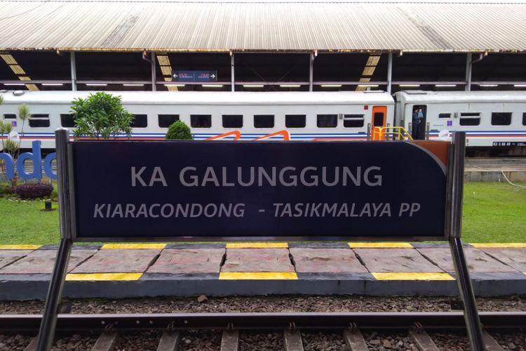 PT Kereta Api Indonesia (KAI) resmi meluncurkan kereta api (KA) Galunggung jurusan Kiaracondong-Tasikmalaya hari ini, Rabu (26/12/2018). 