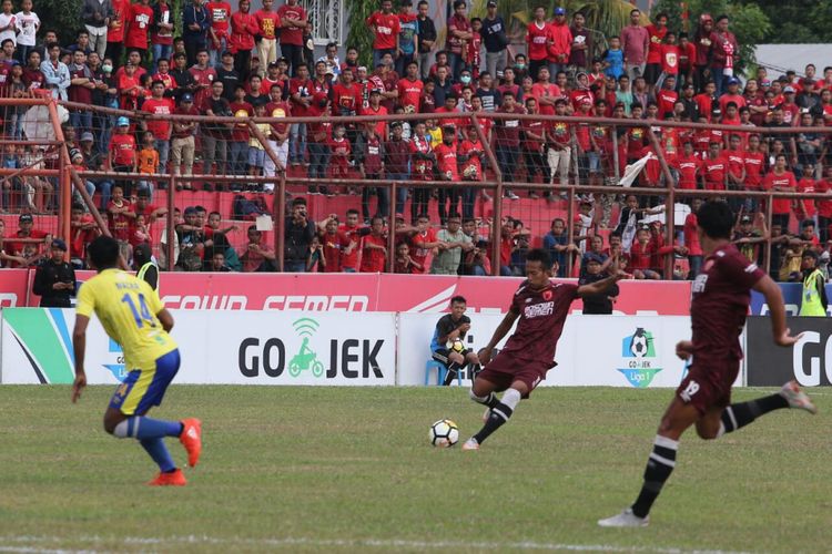 PSM Makassar menjamu Barito Putera di Stadion Andi Mattalata, 13 September 2018.