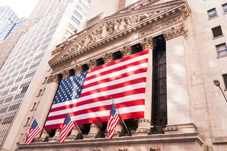 Wall Street Lanjutkan Tren Koreksi, Kekhawatiran Tarif Trump Guncang Pasar Saham AS