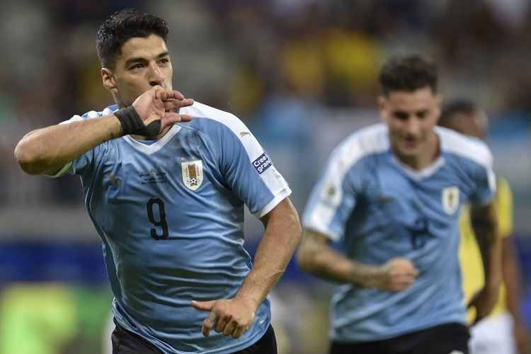 Luis Suarez merayakan golnya pada pertandingan Uruguay vs Ekuador dalam Copa America 2019 Stadion Mineirao, Belo Horizonte, 16 Juni 2019. 